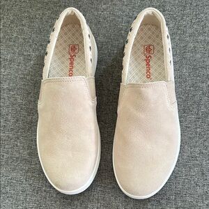 Santa Barbara Rivet Classic Sneaker